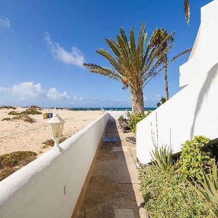 Apartamento Nire Lula En La Misma Playa Cotillo エクステリア 写真