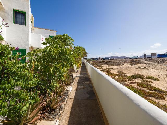 Apartamento Nire Lula En La Misma Playa Cotillo エクステリア 写真