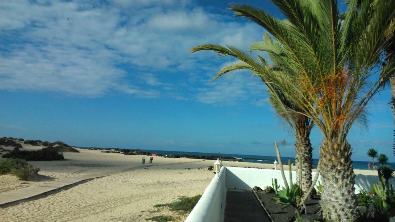 Apartamento Nire Lula En La Misma Playa Cotillo エクステリア 写真