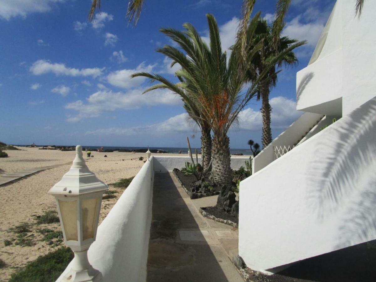 Apartamento Nire Lula En La Misma Playa Cotillo エクステリア 写真